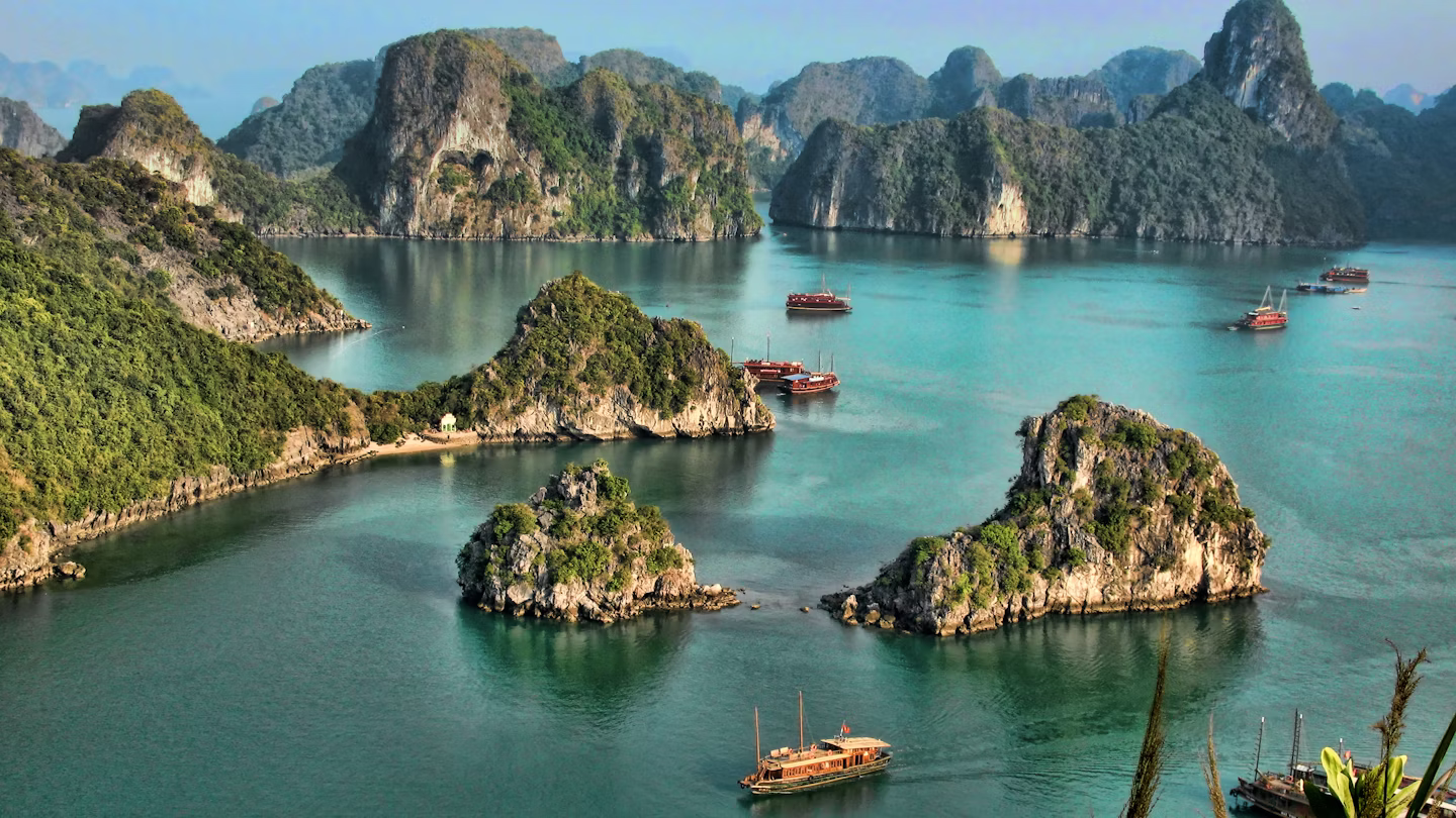 Halong bay - Image 2